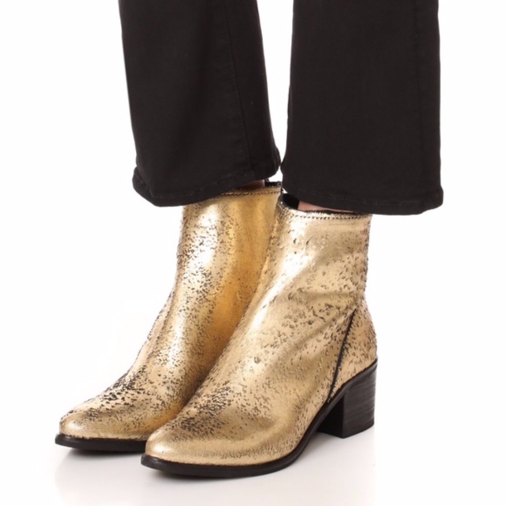Dolce Vita Gold Cassius Booties 7.5